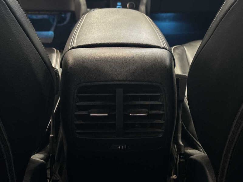 2021 Ford Escape Hybrid Titanium