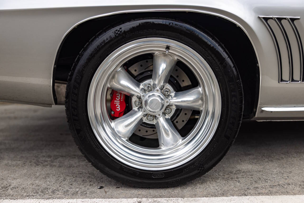 1969 Chevrolet Camaro 42