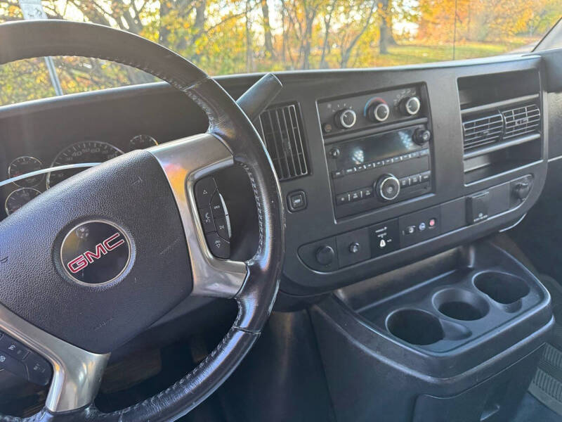2019 GMC Savana 2500