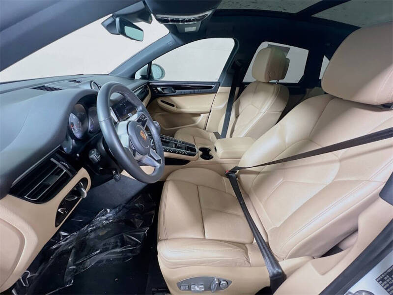 2020 Porsche Macan S