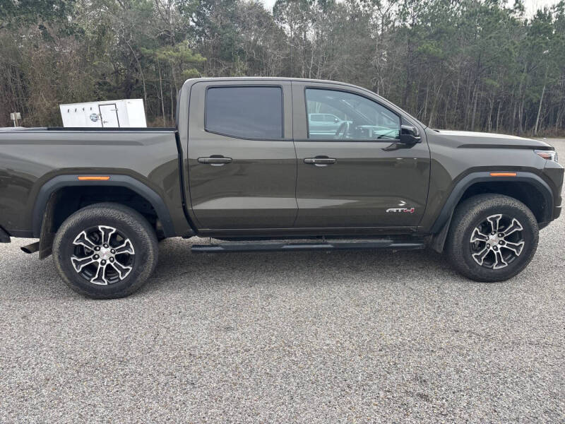 2024 GMC Canyon AT4