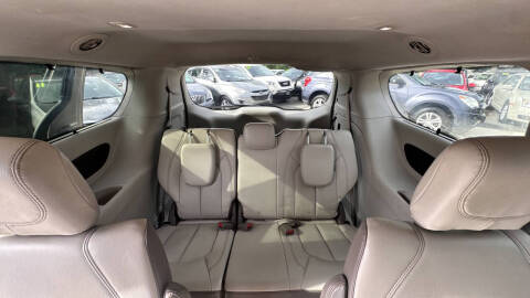 2018 Chrysler Pacifica Touring L