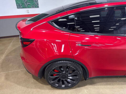 2023 Tesla Model Y Performance
