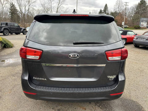2016 Kia Sedona LX