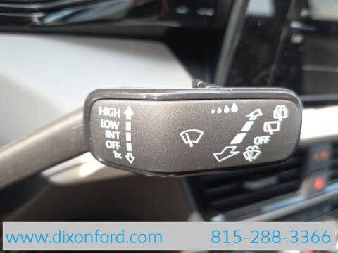 2025 Volkswagen Taos S 4Motion