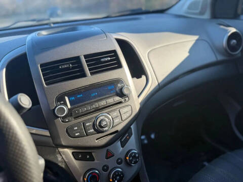 2014 Chevrolet Sonic LT Auto