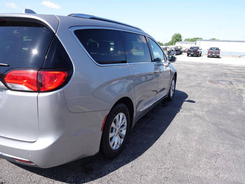 2019 Chrysler Pacifica Touring L