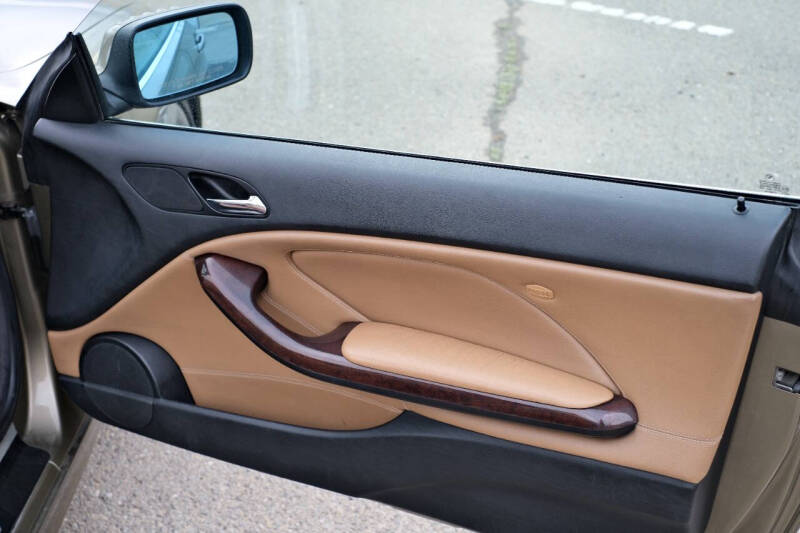 2005 BMW 3 Series 325Ci