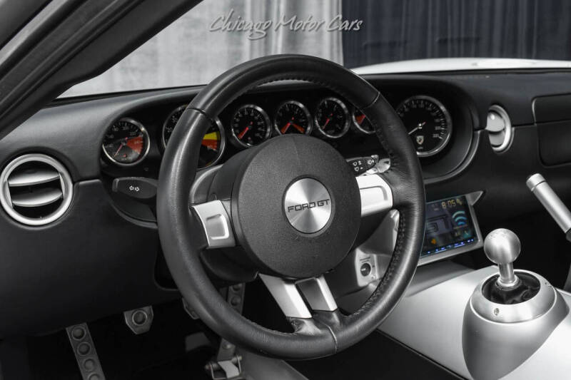 2005 Ford GT