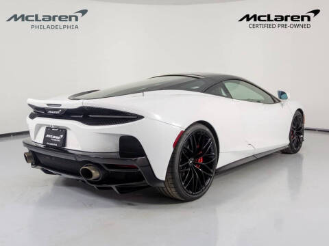 2022 McLaren GT