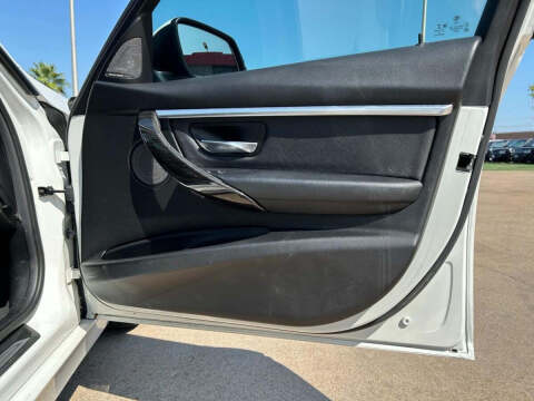 2018 BMW 3 Series 330i