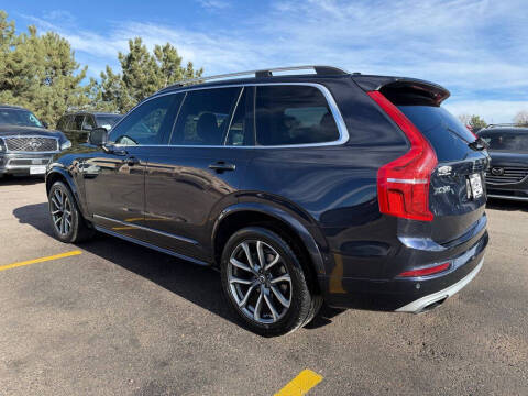 2016 Volvo XC90 T6 Momentum