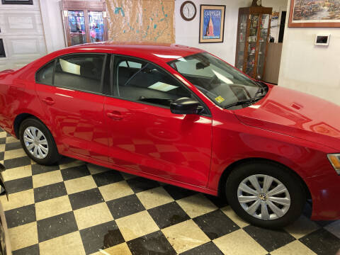 2013 Volkswagen Jetta for sale at Thomas Anthony Auto Sales LLC DBA Manis Motor Sale in Bridgeport CT