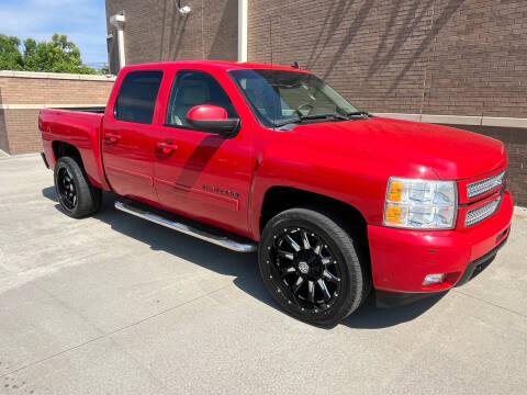 2012 Chevrolet Silverado 1500 for sale at GTO United Auto Sales LLC in Lawrenceville GA