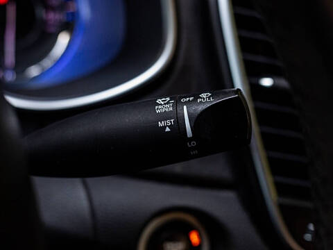 2017 Chrysler 200 Limited Platinum