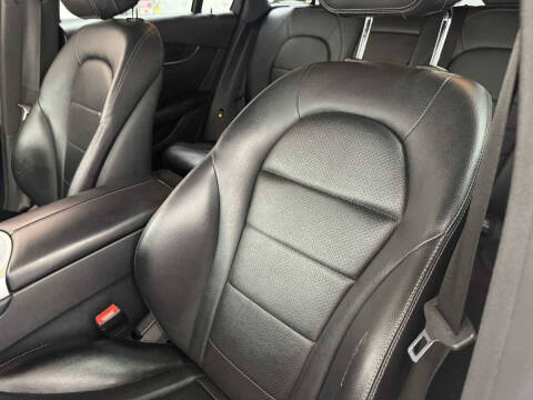 2017 Mercedes-Benz GLC GLC 300