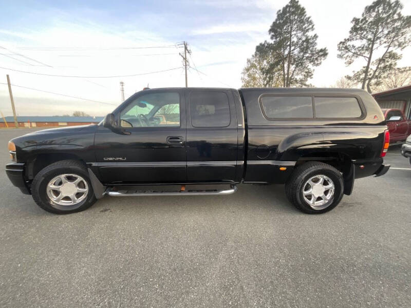 2003 GMC Sierra 1500 Denali