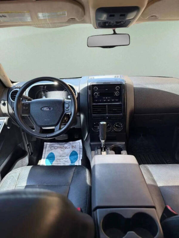 2010 Ford Explorer XLT