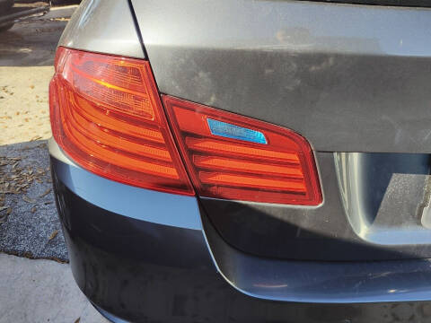 2016 BMW 5 Series 528i