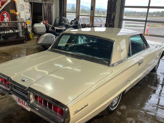 1965 Ford Thunderbird