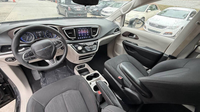 2017 Chrysler Pacifica Touring