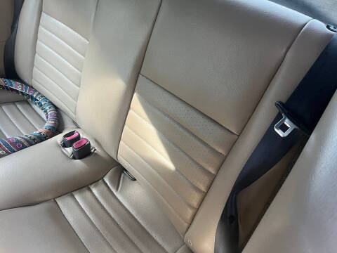 2004 Ford Mustang GT Deluxe