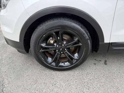 2014 Ford Explorer Sport