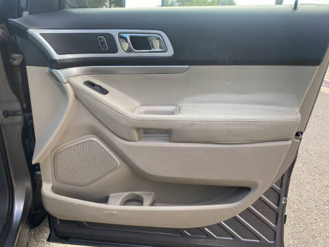 2011 Ford Explorer XLT