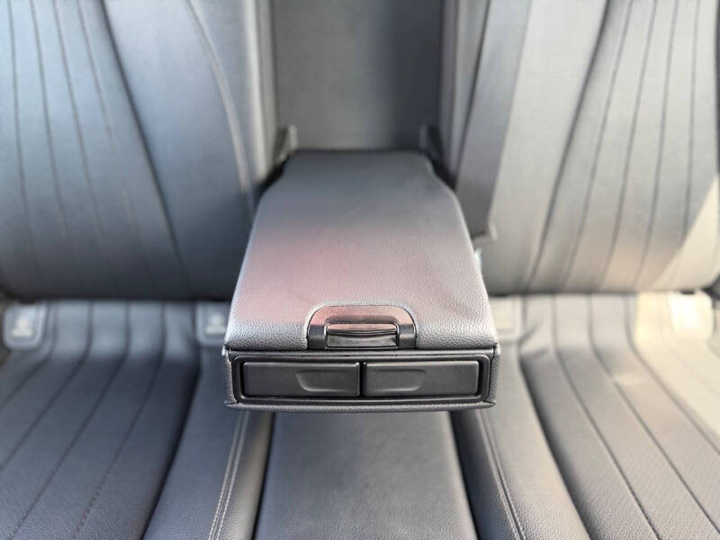 2017 Mercedes-Benz E-Class E 300 4MATIC