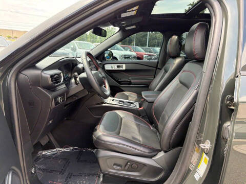 2023 Ford Explorer ST-Line