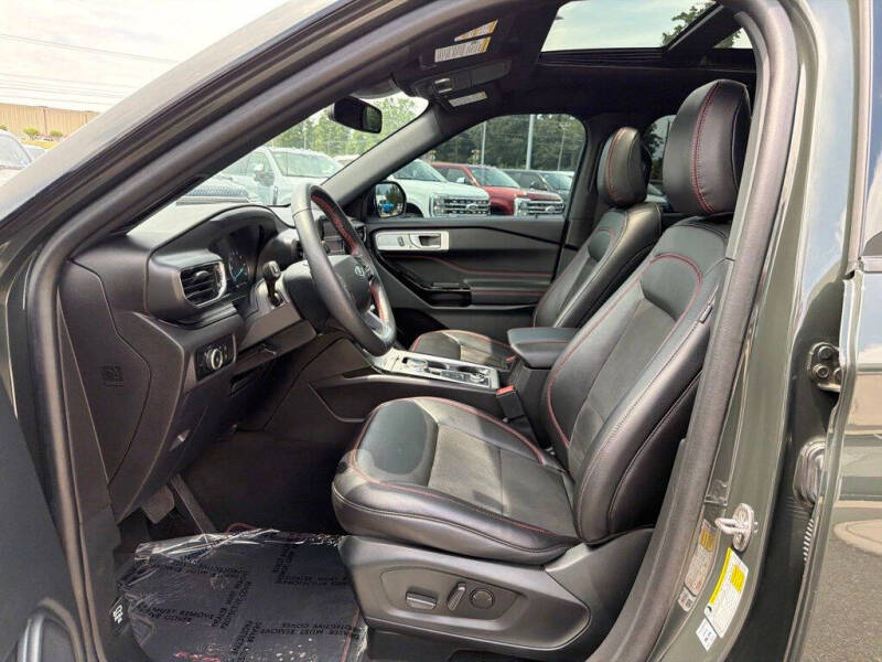 2023 Ford Explorer ST-Line