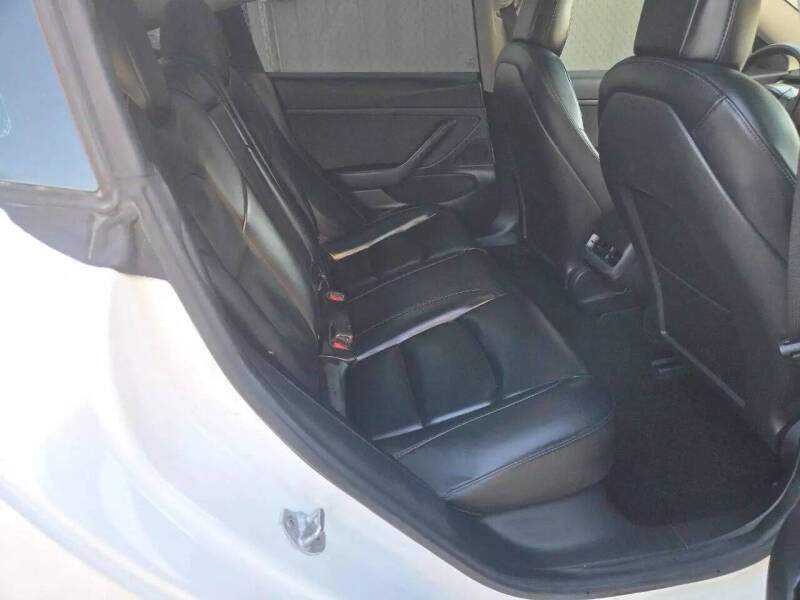 2020 Tesla Model 3 Standard Range