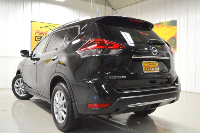 2020 Nissan Rogue SV