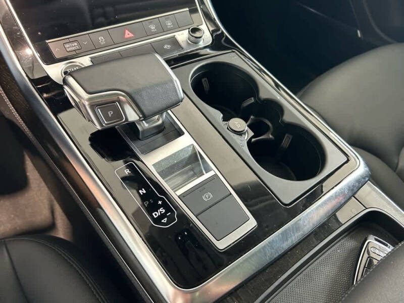 2023 Audi Q7 quattro Premium Plus 55 TFSI