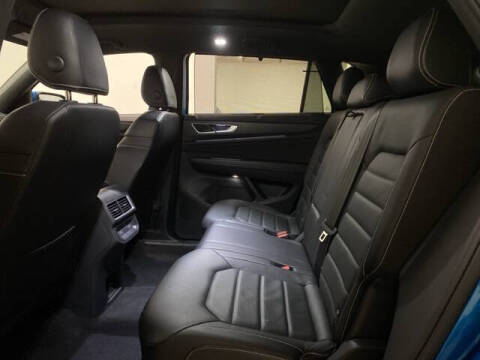 2024 Volkswagen Atlas Cross Sport SEL 4Motion