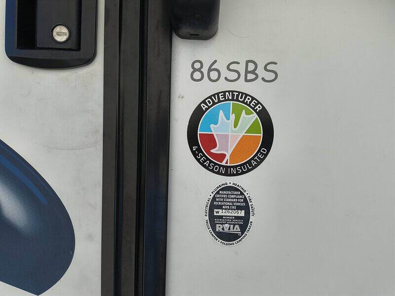 2015 Adventurer 86SBS
