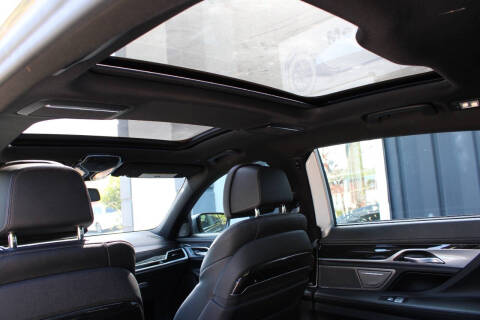 2019 BMW 7 Series 740i