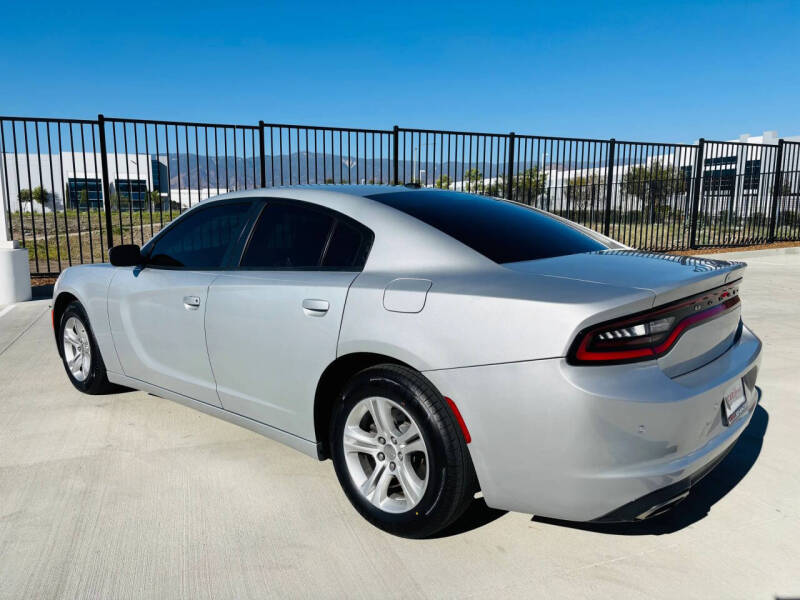2019 Dodge Charger SXT
