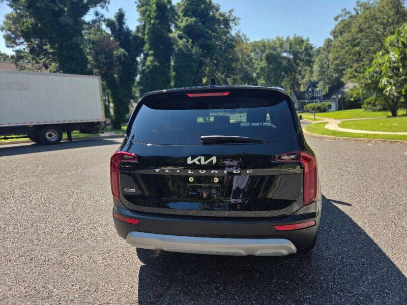 2022 Kia Telluride LX