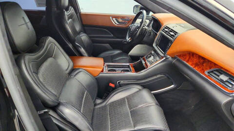 2018 Lincoln Continental Black Label