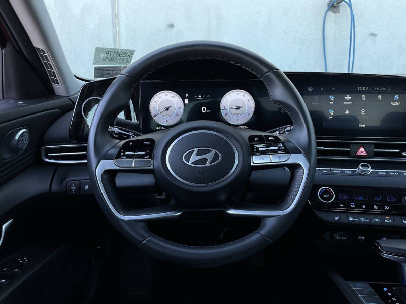 2025 Hyundai Elantra SEL Convenience