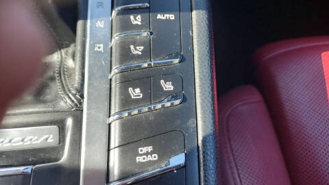 2016 Porsche Macan S