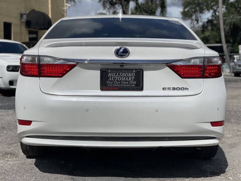 2015 Lexus ES 300h
