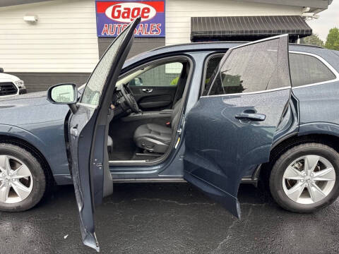 2022 Volvo XC60 B5 Momentum