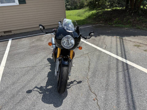 2024 Triumph Thruxton