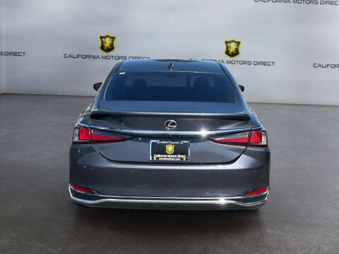 2024 Lexus ES 300h