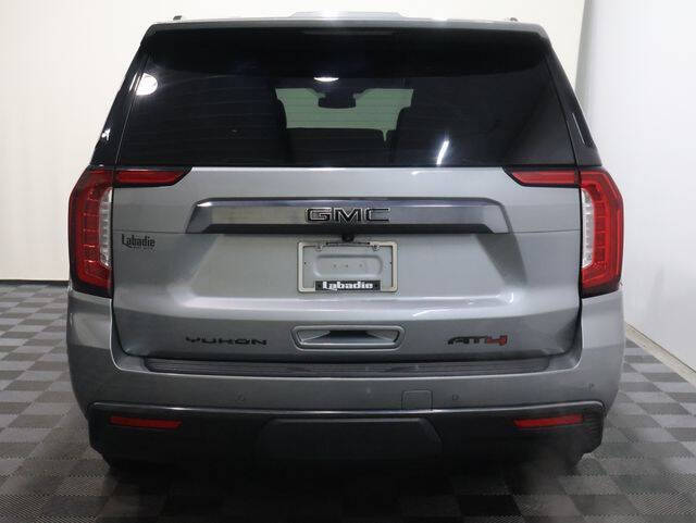 2023 GMC Yukon XL AT4