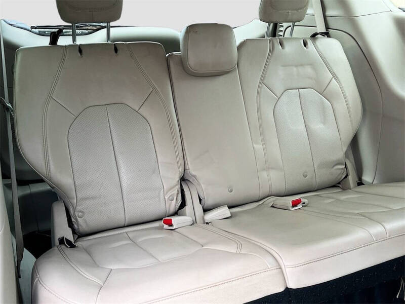 2019 Chrysler Pacifica Touring L Plus