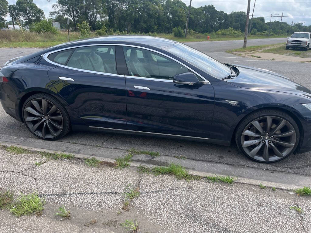 2014 Tesla Model S for sale at DEES AUTO SALES & KUSTOMS WHIPS INC in Gary, IN