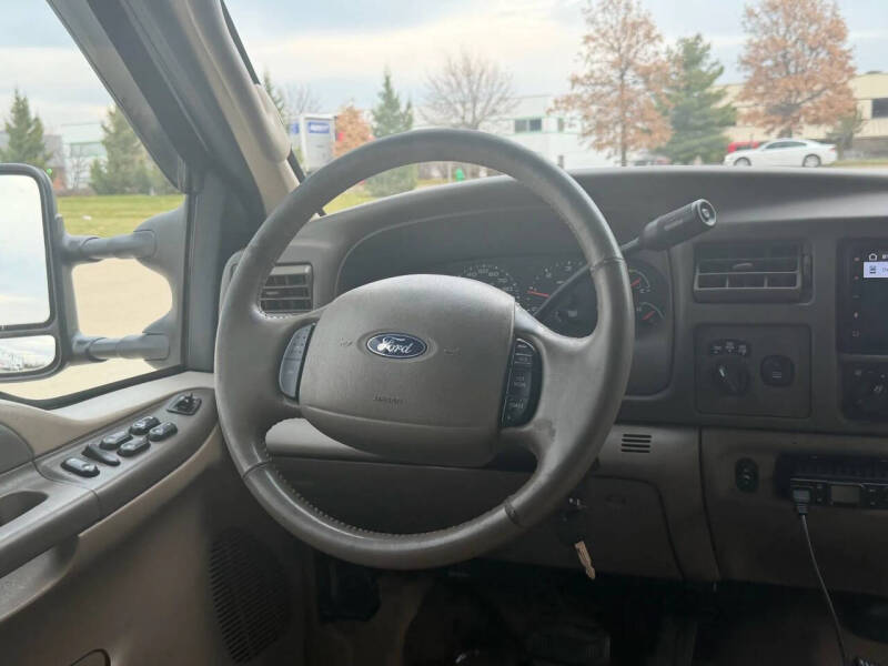 2003 Ford Excursion XLT